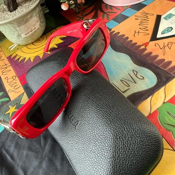 SOLD❤️BALENCIAGA dynasty rectangle in red acetate with Grey lense ♥️ - Picture 10 of 17
